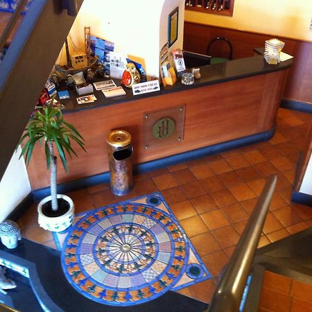 נאפולי Hotel Potenza מראה חיצוני תמונה