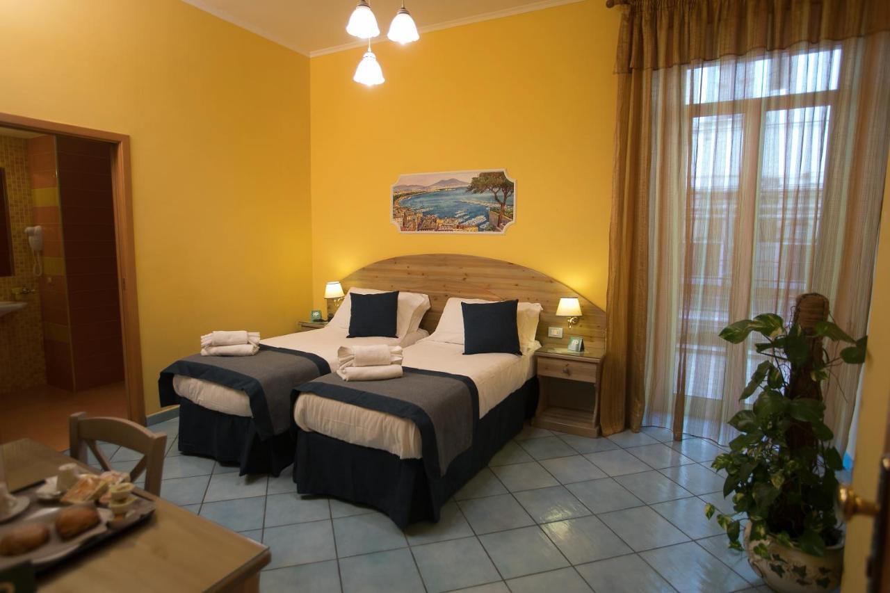 נאפולי Hotel Potenza מראה חיצוני תמונה